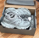 Tracks Grey sneakers